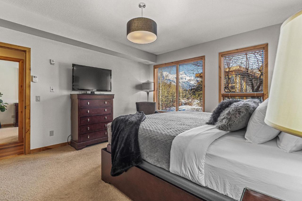 3 Bedroom Condo By Canadian Rockies Vacation Rentals Canmore Eksteriør billede